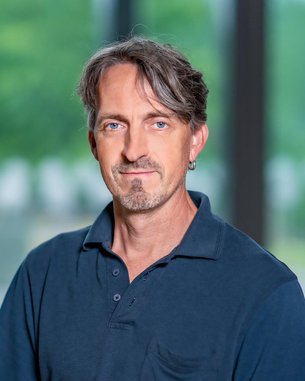 Tim Girisch, Physiotherapeut